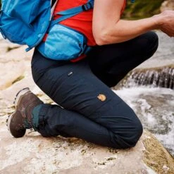 FJÄLLRÄVEN KAIPAK TROUSERS CURVED W Damen - Trekkinghose -Outdoor Bekleidung Geschäft 5637765592 ab kaipak trousers curved w fjaellraeven 24