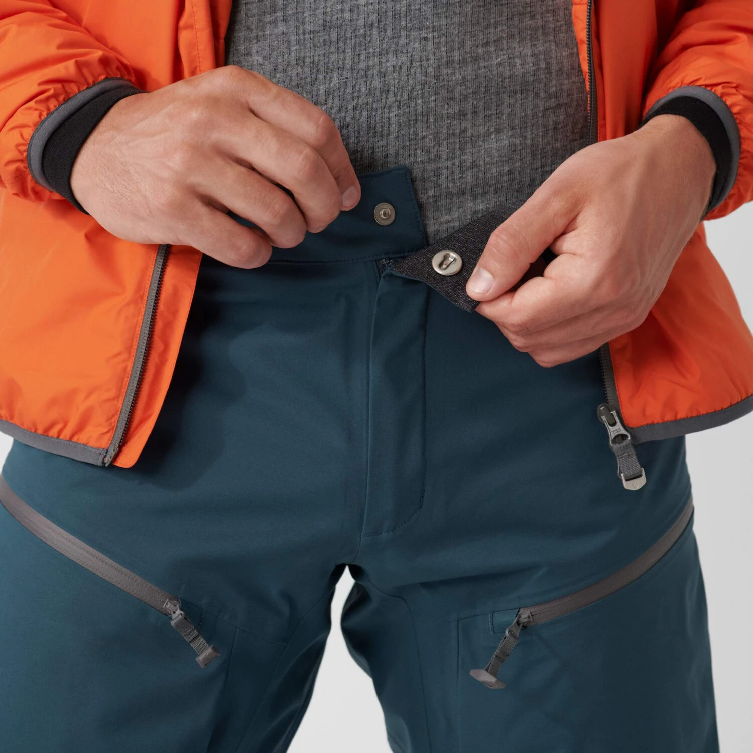 FJÄLLRÄVEN BERGTAGEN ECO-SHELL TROUSERS M Herren - Hardshellhose – Bild 15